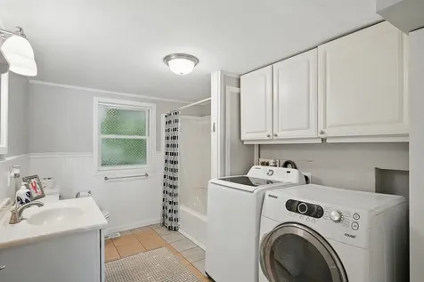 33-34 Gerber Lane Monmouth ME 04259