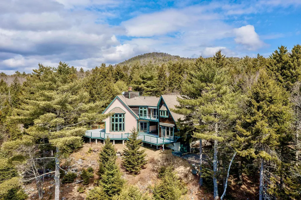56 S Cobbtown Road Lincolnville ME 04849