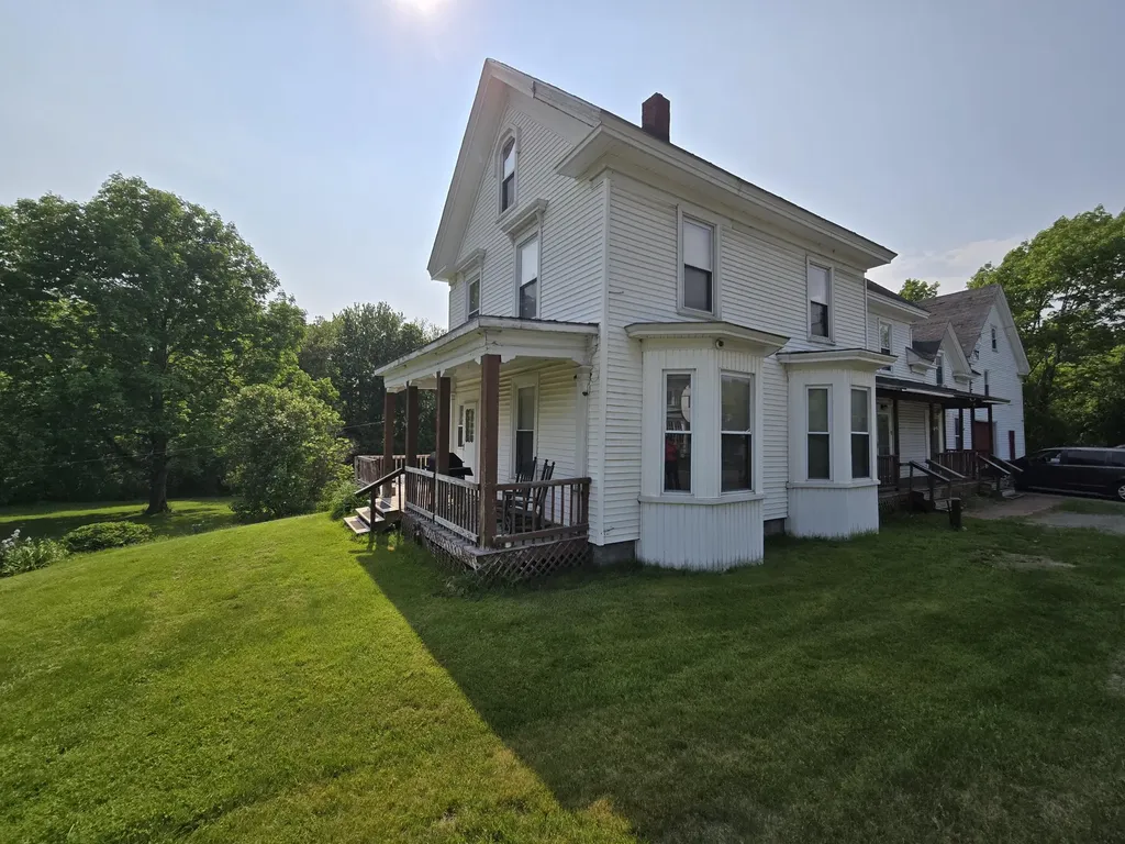 25 Jarvis Gore Drive Eddington ME 04428