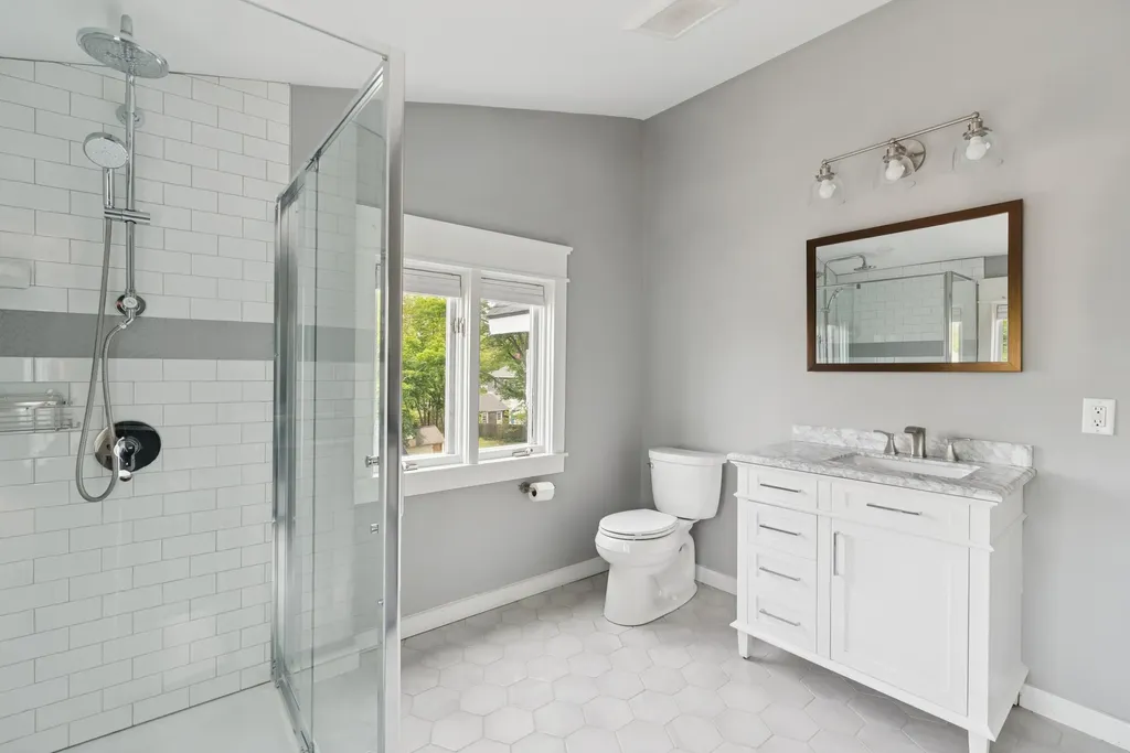 217 Ocean Avenue Portland ME 04103