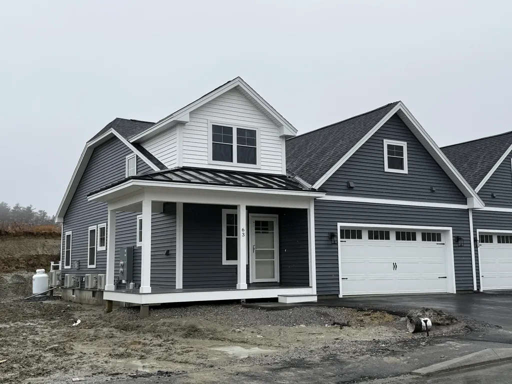 44 Brooks Edge Farm Road Westbrook ME 04092