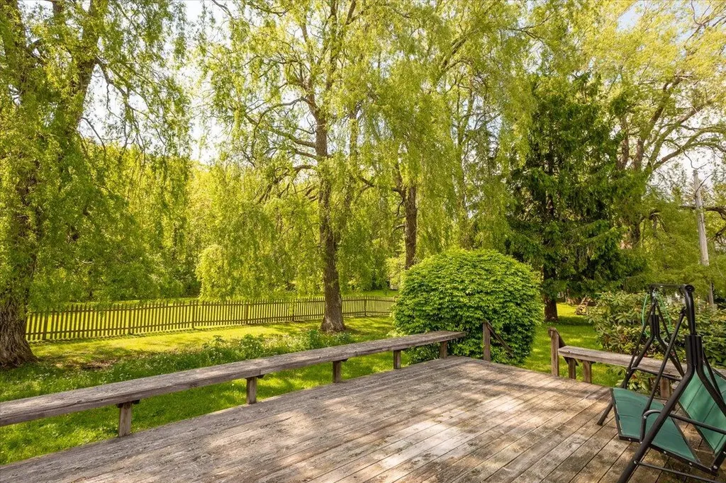 40 Shaw Avenue Rockland ME 04841