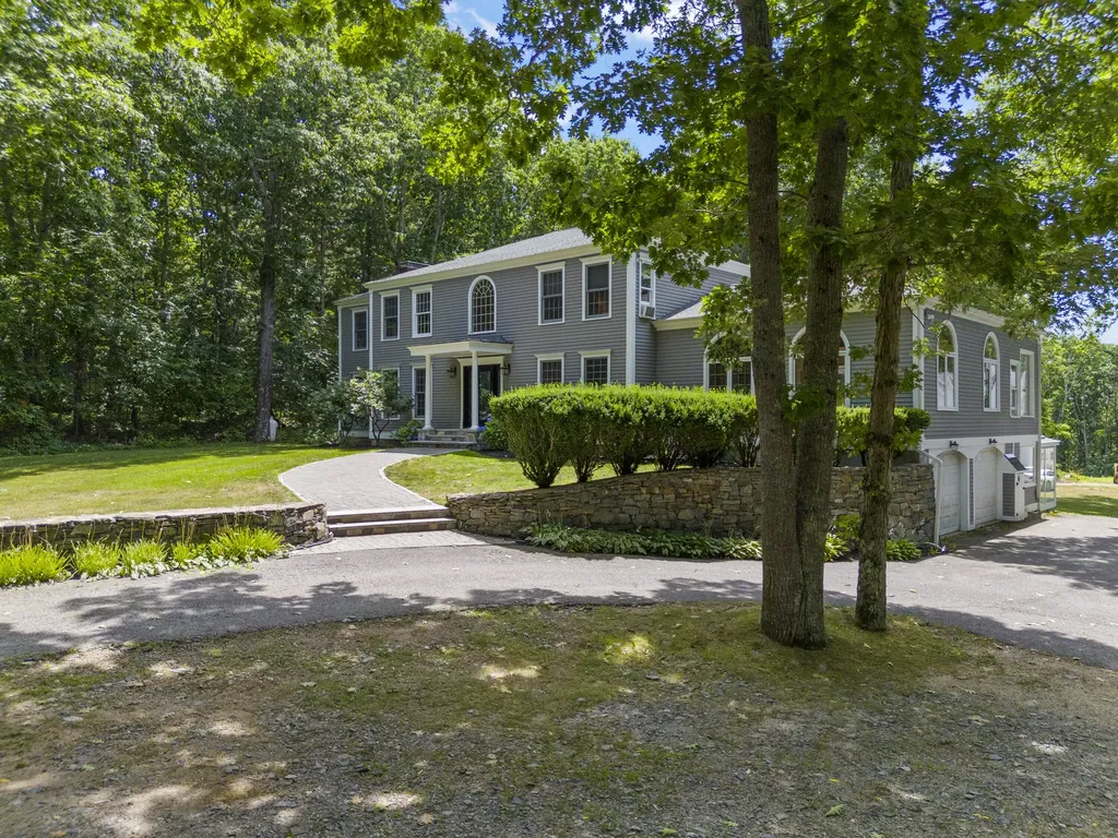 11 Payneton Hill Road York ME 03909