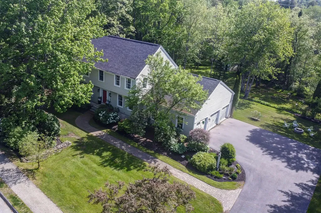 162 Oakwood Drive Yarmouth ME 04096
