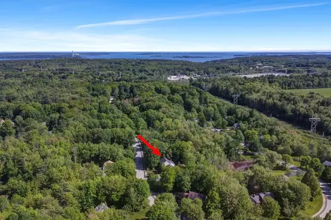 162 Oakwood Drive Yarmouth ME 04096