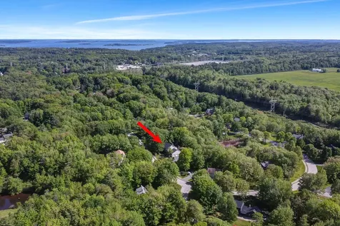162 Oakwood Drive Yarmouth ME 04096