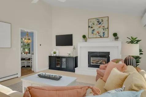 162 Oakwood Drive Yarmouth ME 04096
