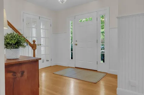 162 Oakwood Drive Yarmouth ME 04096
