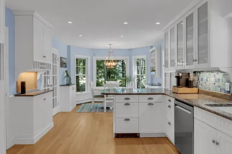 162 Oakwood Drive Yarmouth ME 04096