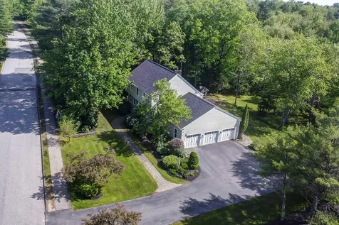 162 Oakwood Drive Yarmouth ME 04096