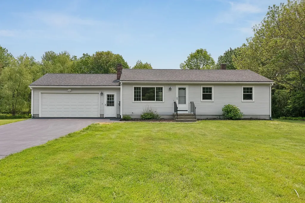 109 Hearn Road Saco ME 04072