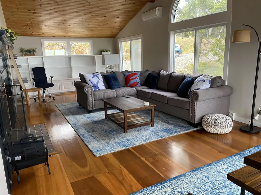 118 E East Shore Drive Islesboro ME 04848