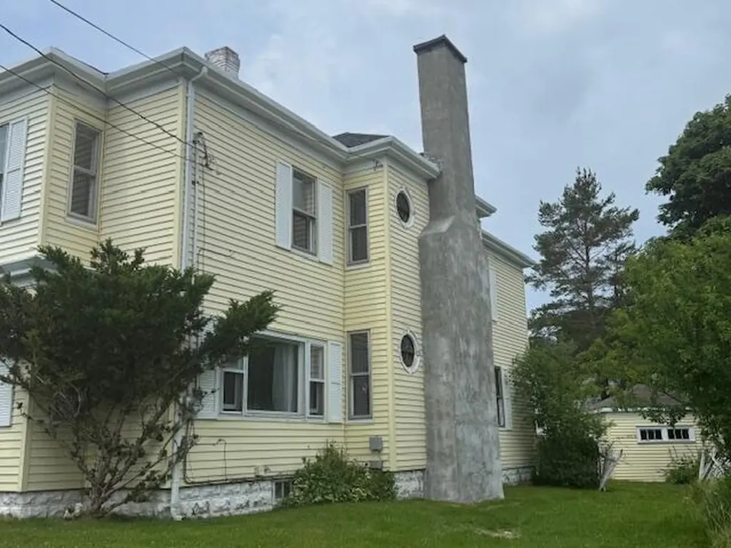 14 Water Street Eastport ME 04631