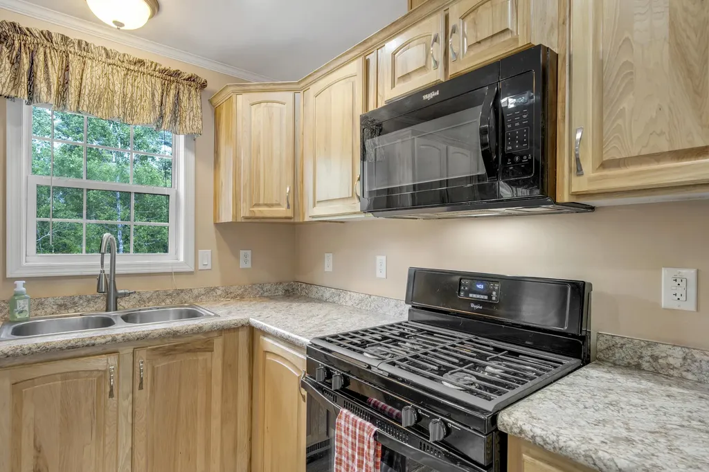 45 Lone Pine Drive Sabattus ME 04280
