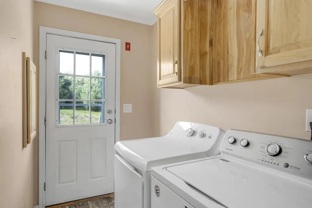 45 Lone Pine Drive Sabattus ME 04280