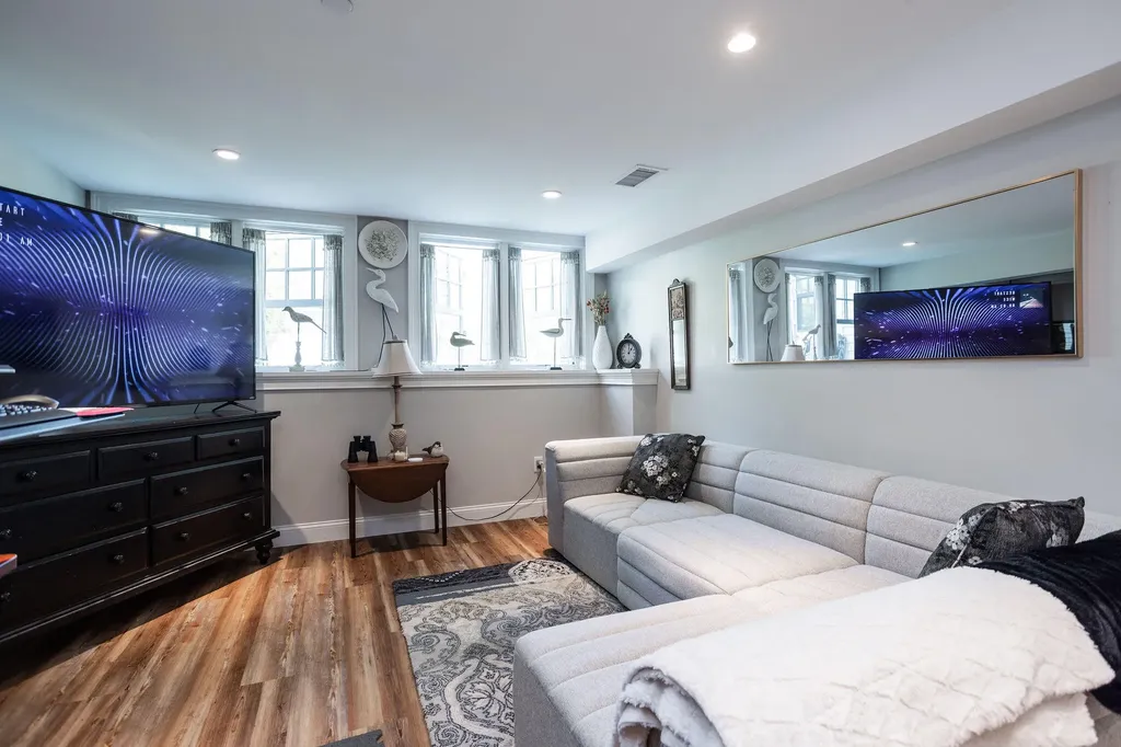 7 Dory Drive York ME 03902