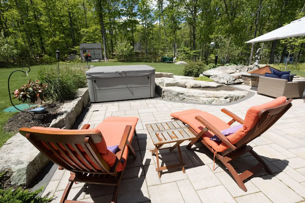 7 Dory Drive York ME 03902