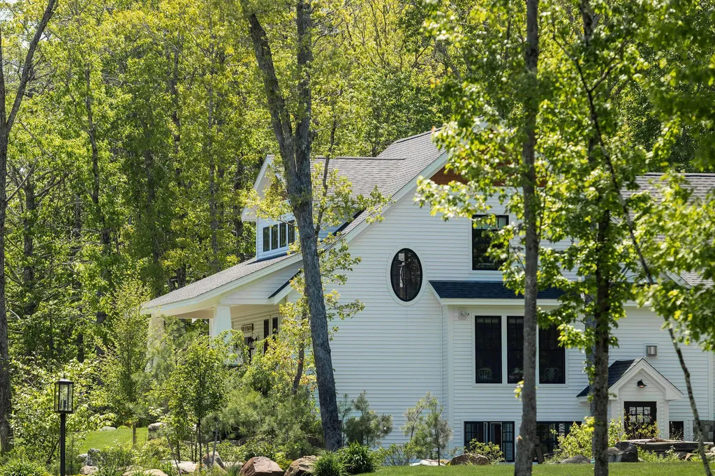 7 Dory Drive York ME 03902