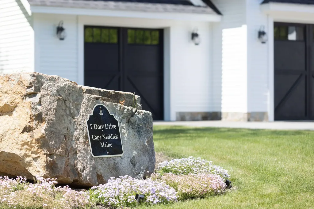 7 Dory Drive York ME 03902