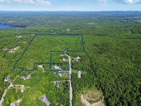 3 Emily's Way Winslow ME 04901