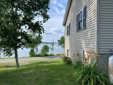 15 Snyder Road Eastport ME 04631