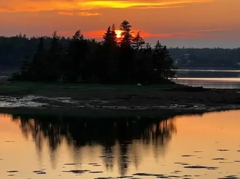 15 Snyder Road Eastport ME 04631
