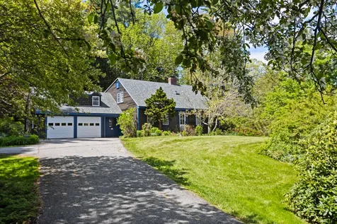 105 Brook Road Falmouth ME 04105