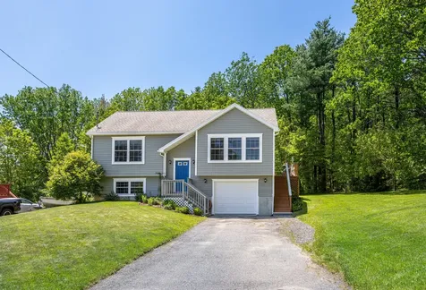 13 Daggett Street Portland ME 04103