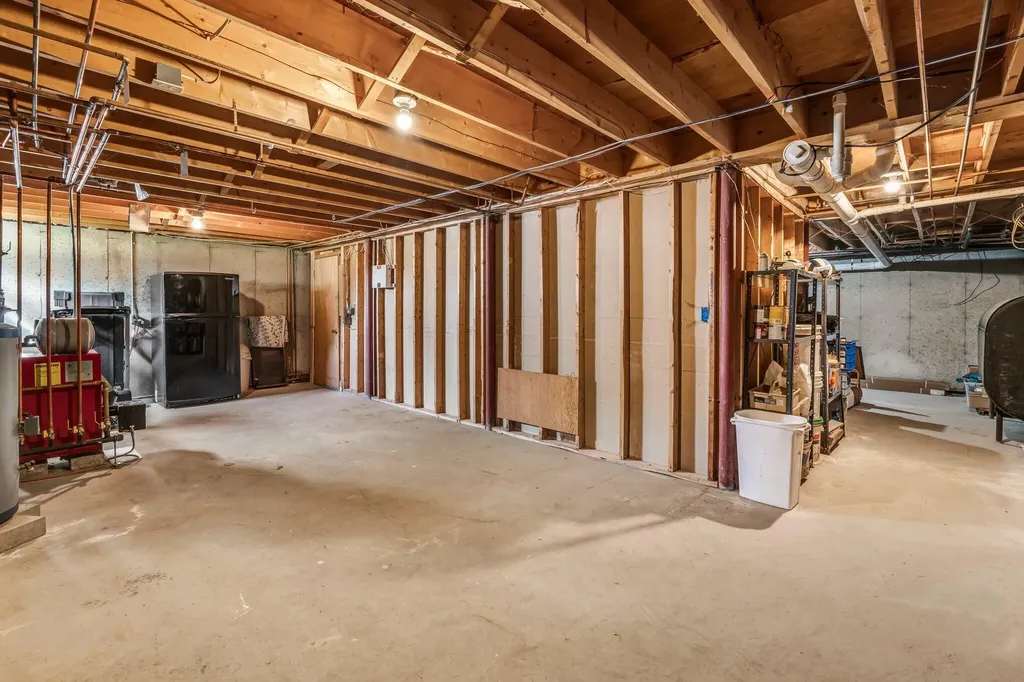 42 Heiken Drive Turner ME 04282