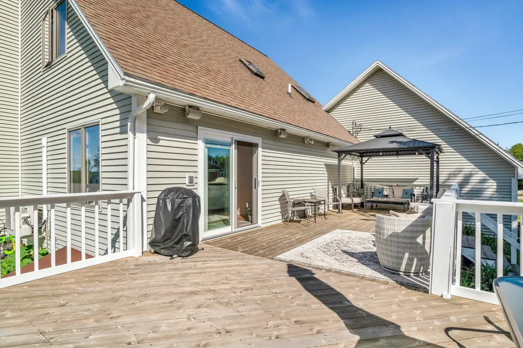 42 Heiken Drive Turner ME 04282