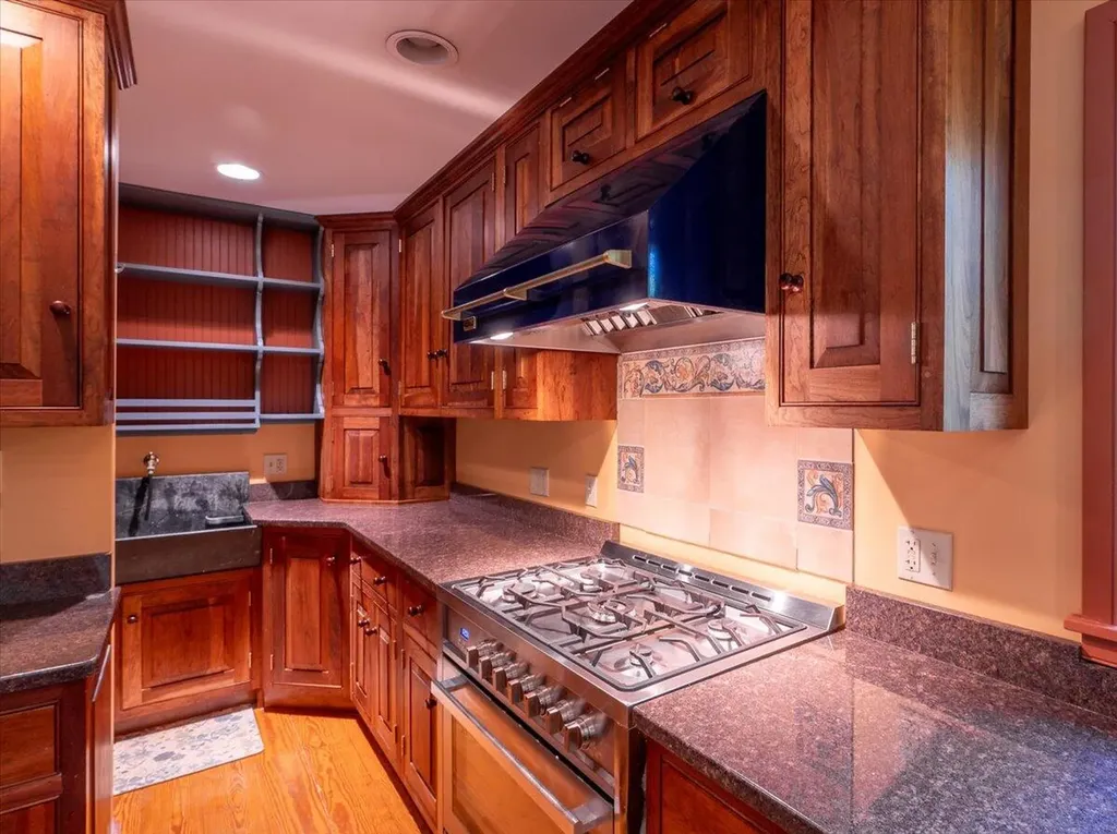 465 South Street Rockport ME 04856