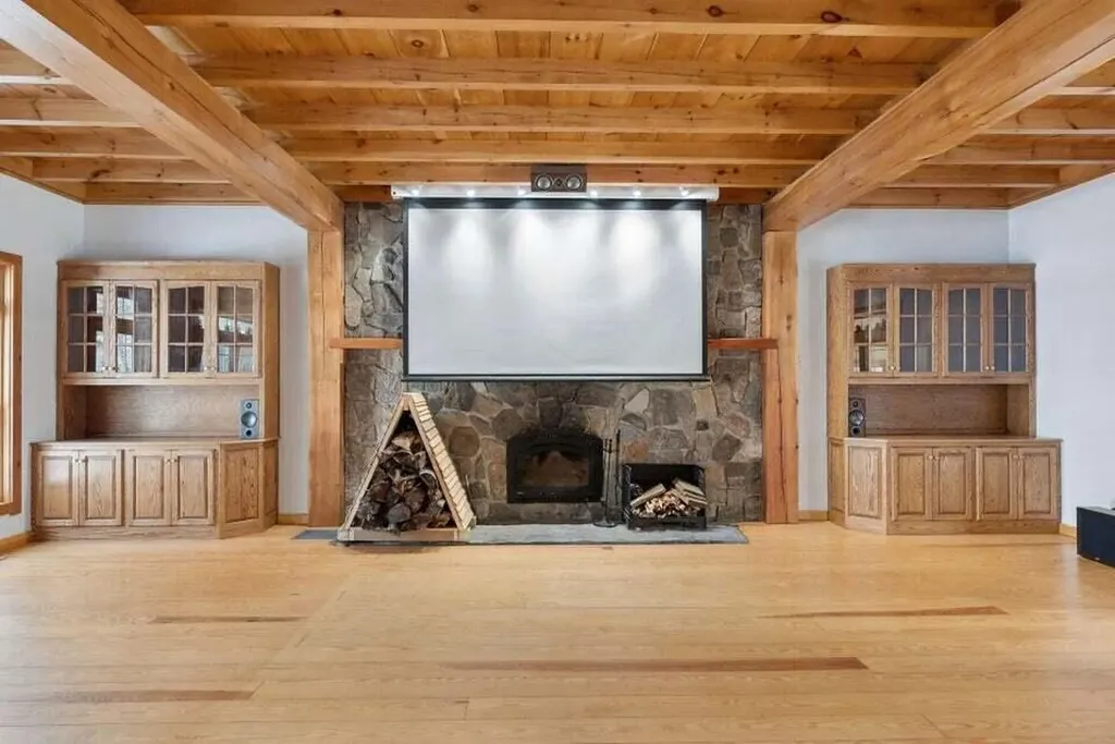24 Cassella Drive Jefferson ME 04348