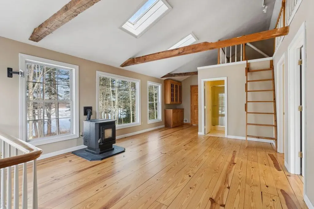 24 Cassella Drive Jefferson ME 04348