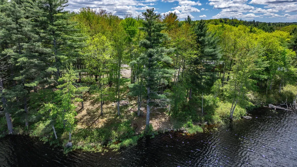 24 Cassella Drive Jefferson ME 04348