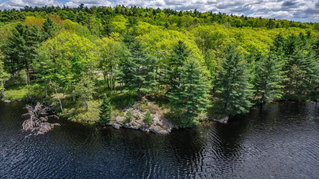 24 Cassella Drive Jefferson ME 04348