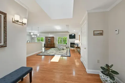40 Camden Court Bangor ME 04401