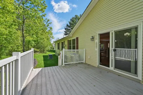 40 Camden Court Bangor ME 04401