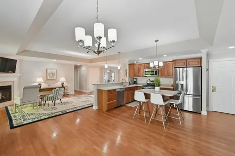 40 Camden Court Bangor ME 04401