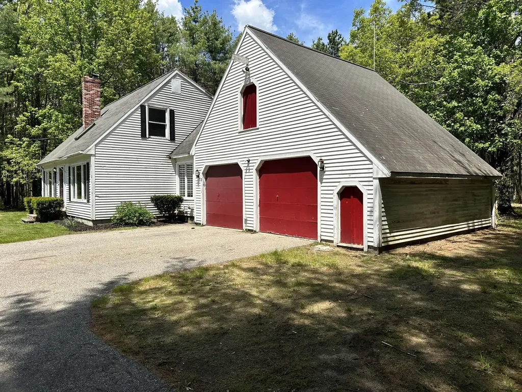 3 Harding Way Kennebunk ME 04043