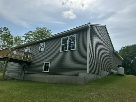 4 Lochview Drive Lewiston ME 04240