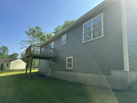 4 Lochview Drive Lewiston ME 04240