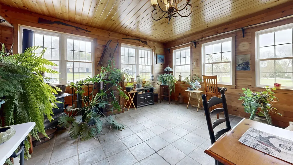 2529 Heald Highway Union ME 04862