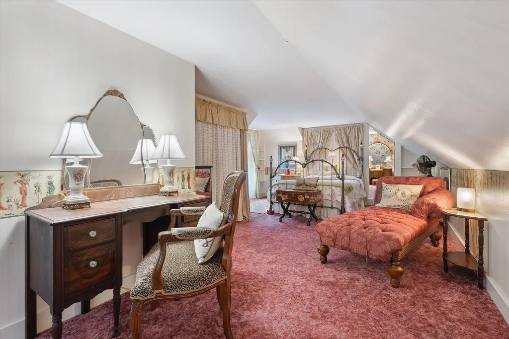 62 Blackswoods Road Franklin ME 04634