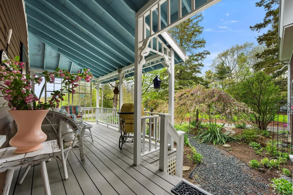 62 Blackswoods Road Franklin ME 04634