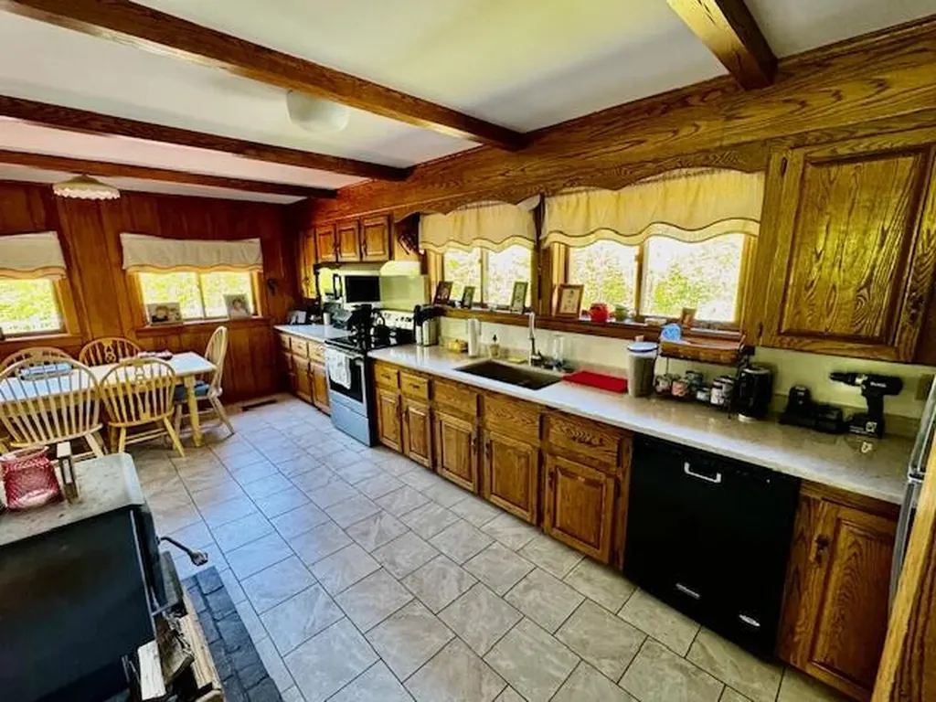 657 E Ridge Road Cornville ME 04976