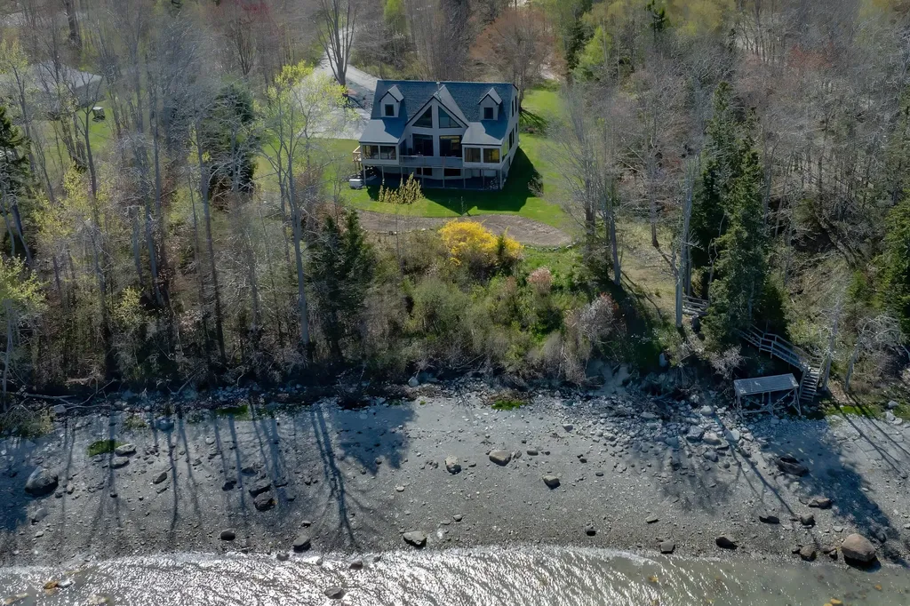438 Oak Point Road Trenton ME 04605