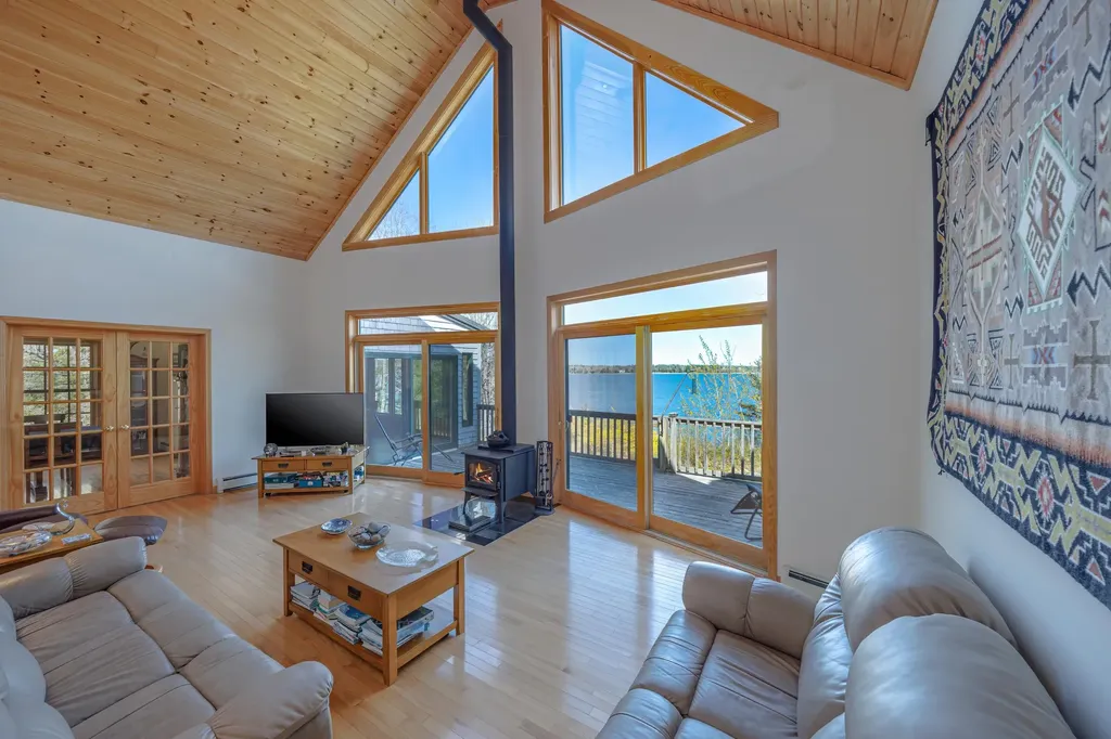 438 Oak Point Road Trenton ME 04605