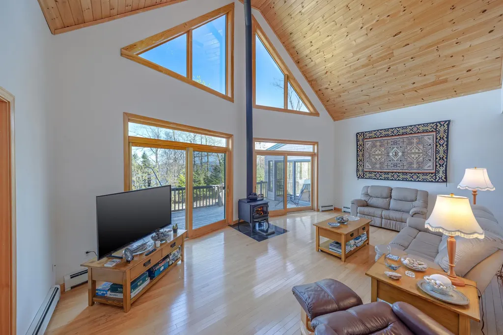 438 Oak Point Road Trenton ME 04605