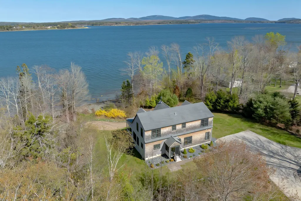 438 Oak Point Road Trenton ME 04605