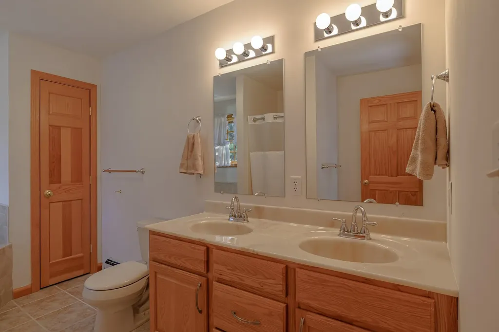438 Oak Point Road Trenton ME 04605